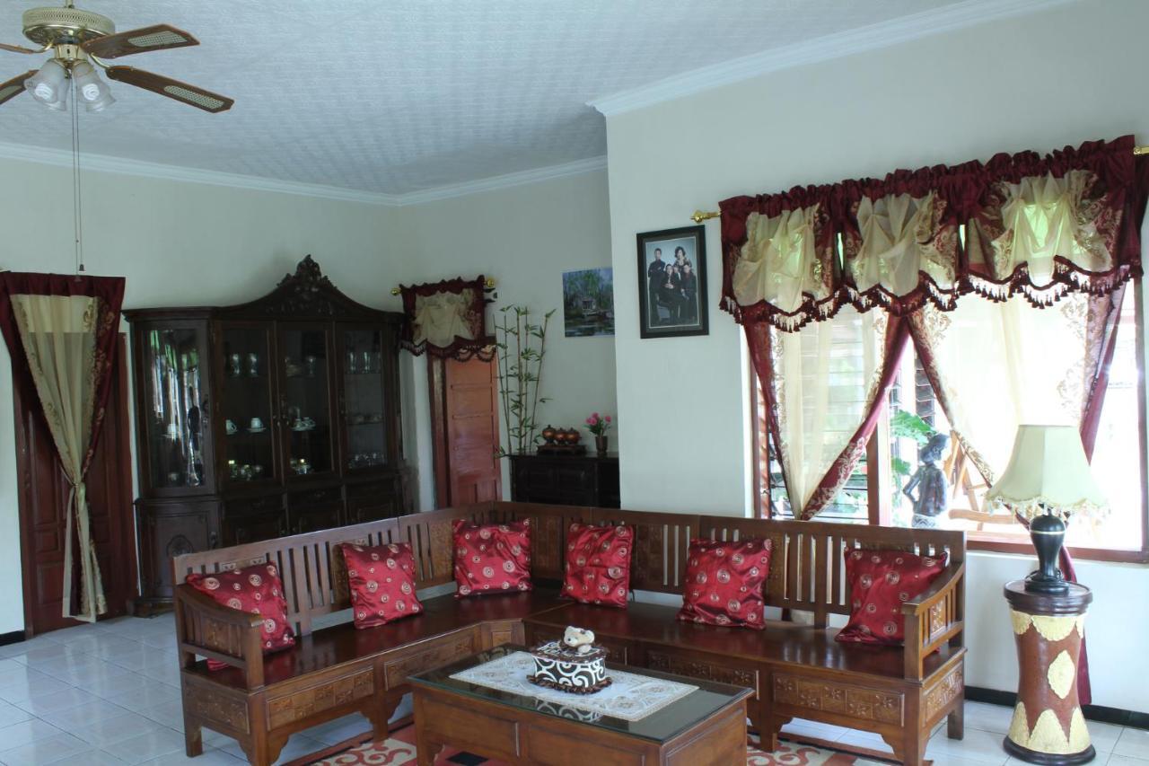 Marry Ind Gunung Kawi Guest House Malang Bumirejo Zewnętrze zdjęcie