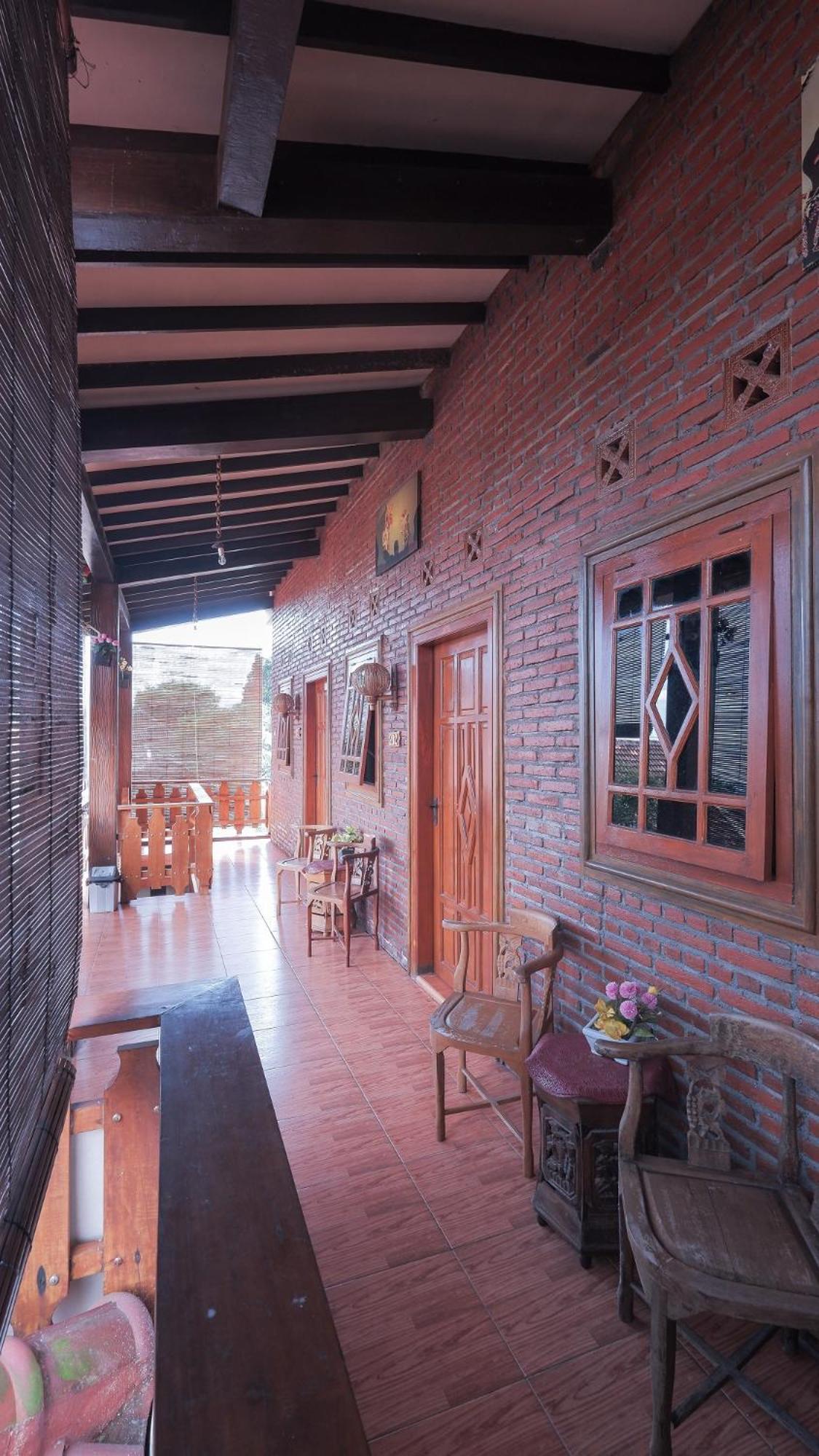Marry Ind Gunung Kawi Guest House Malang Bumirejo Zewnętrze zdjęcie