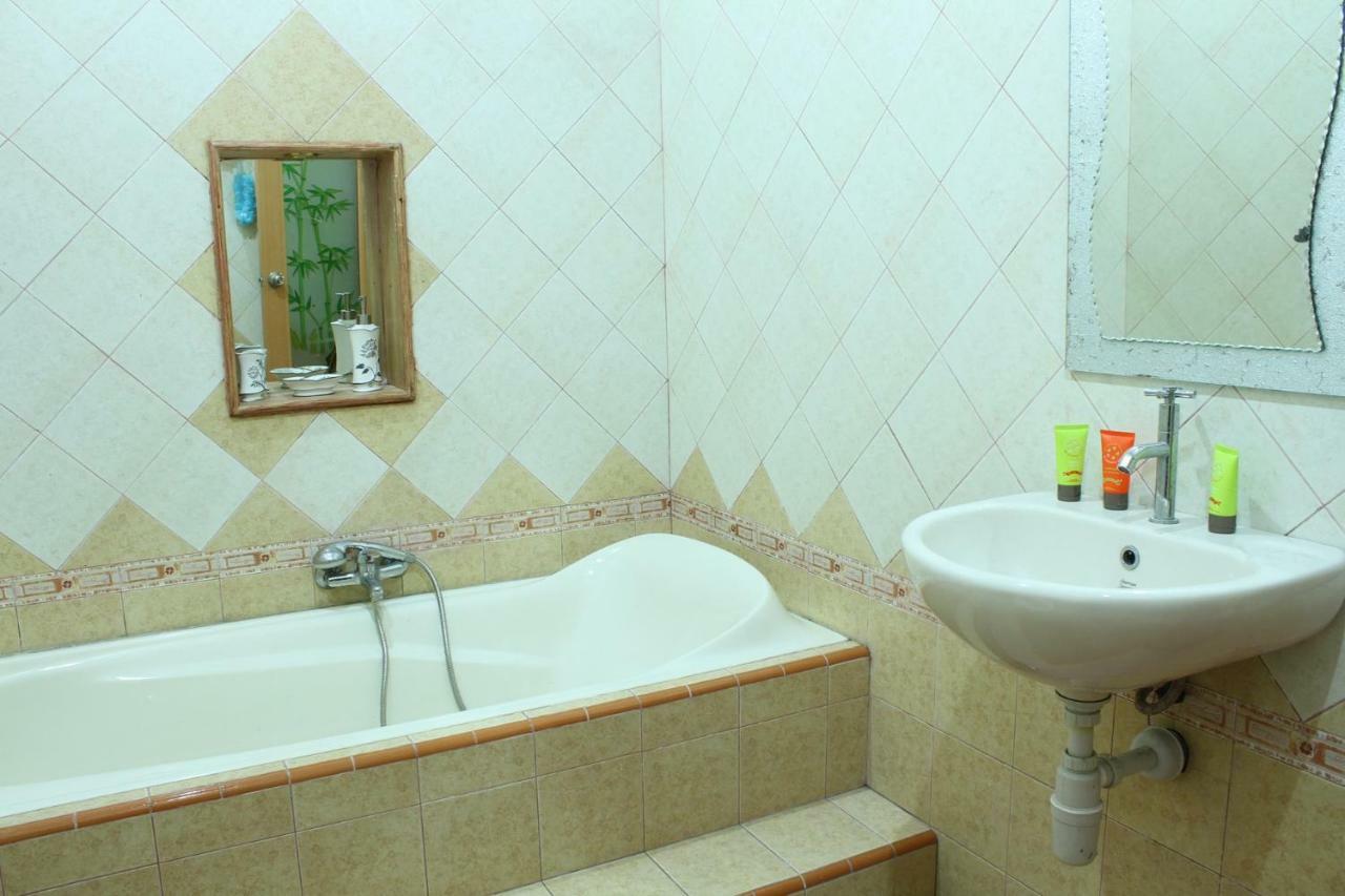 Marry Ind Gunung Kawi Guest House Malang Bumirejo Zewnętrze zdjęcie